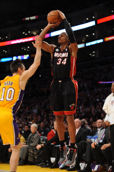 的对比中 的对比中