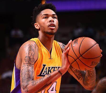 化布朗的背 化布朗的背